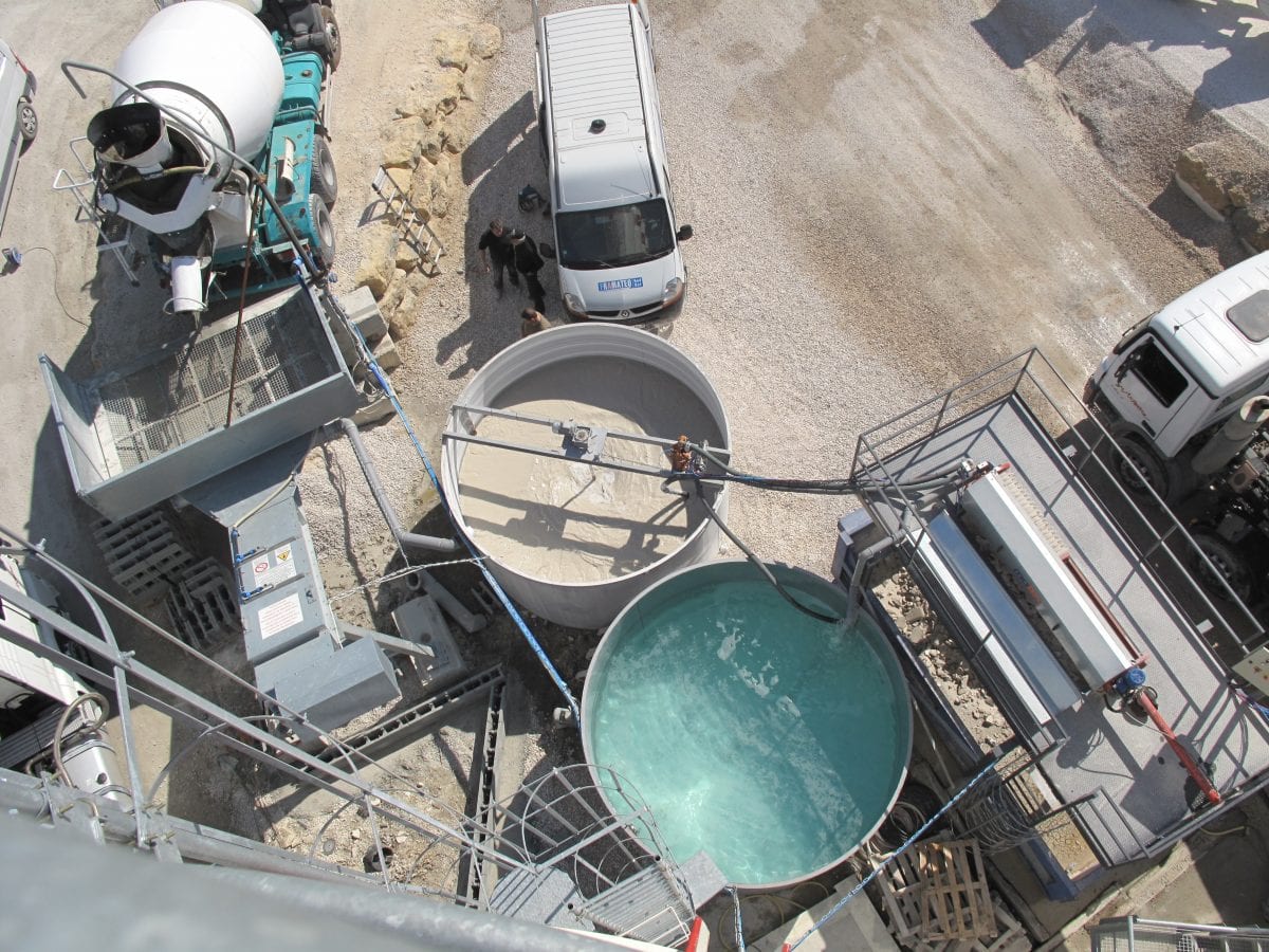 Concrete slurry dewatering wastewater